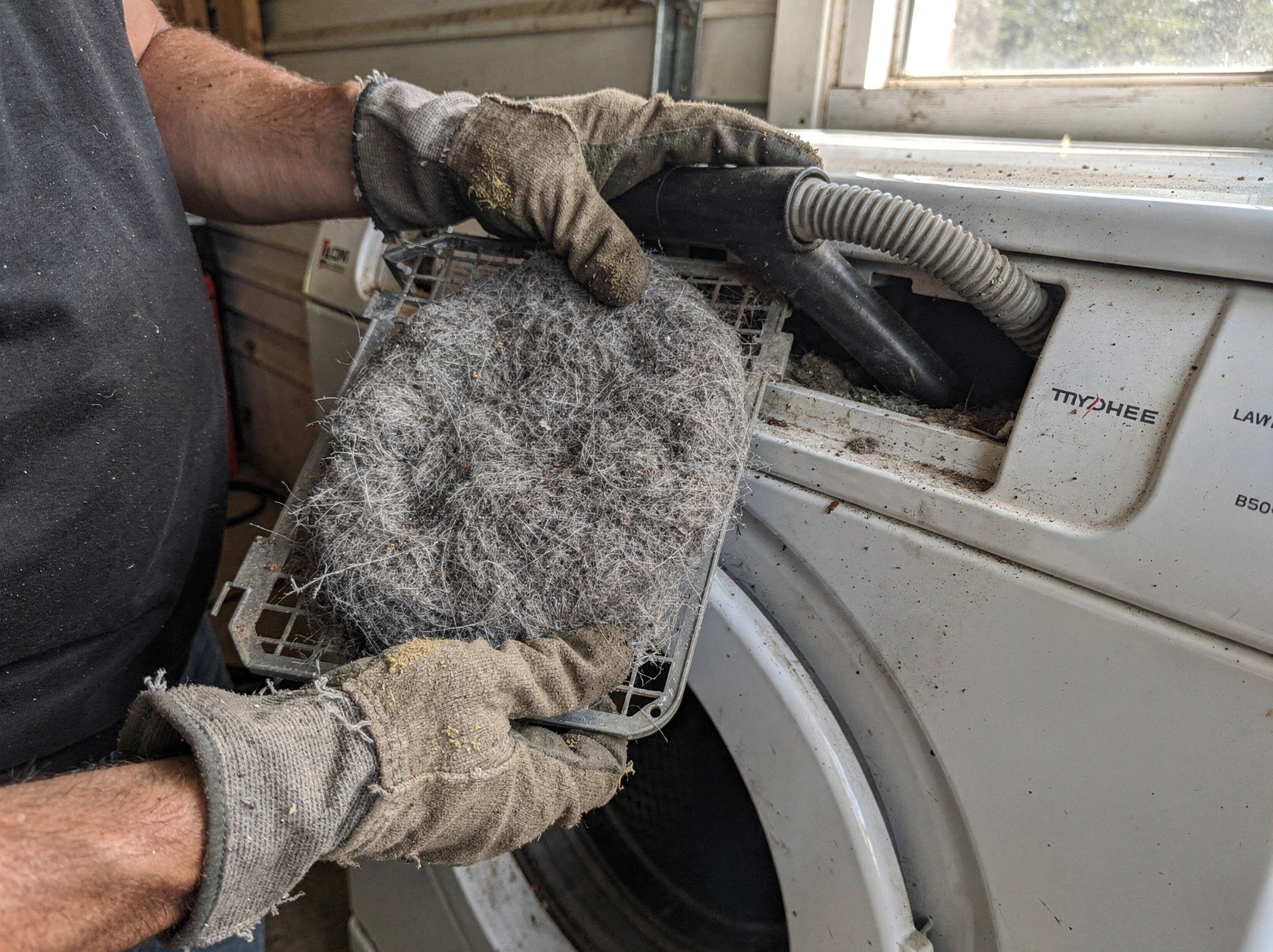 Cleaning Dryer Lint Trap service in Union City, GA